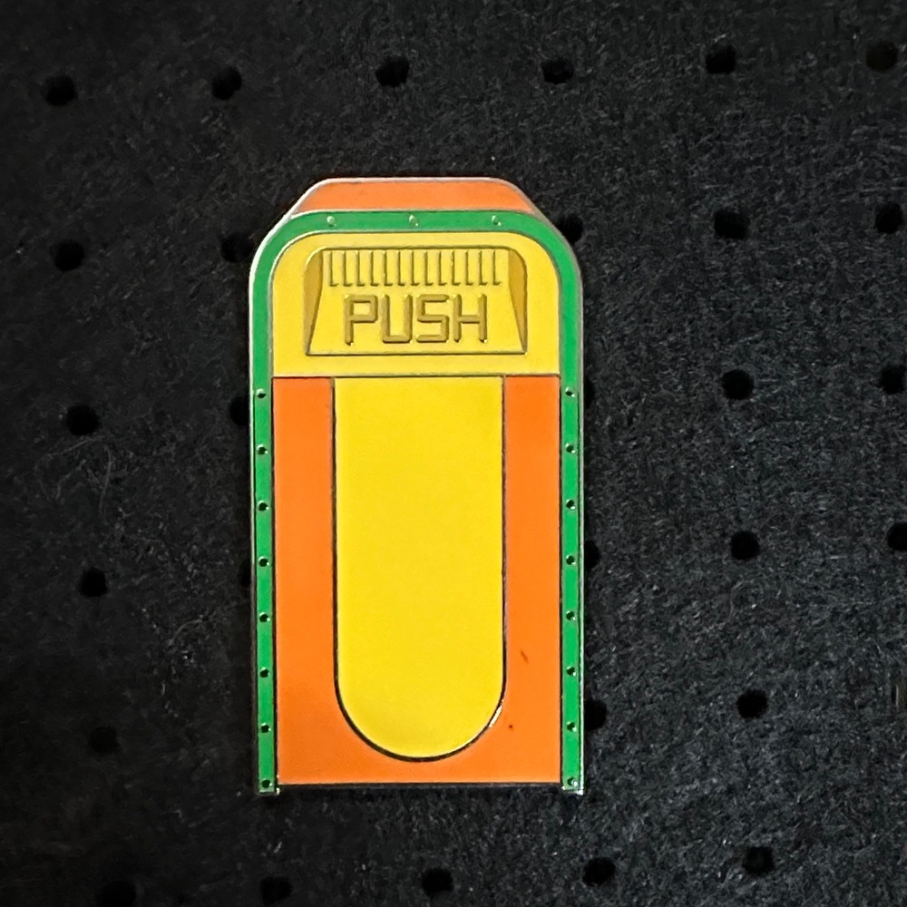 2025 Disney Character Pin - Orange Bird